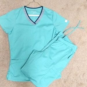 Scrub Top & Bottom Set